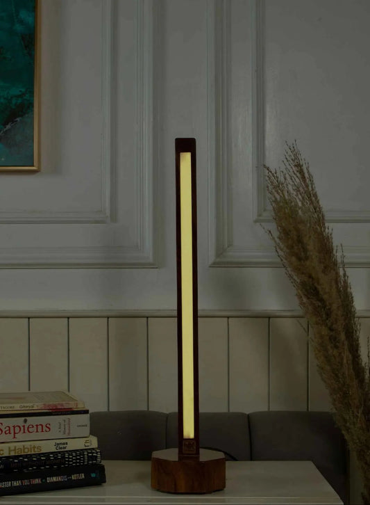 Compact Wooden Floor Lamp – Subtle Charm with Small Rod Design - NixWoods