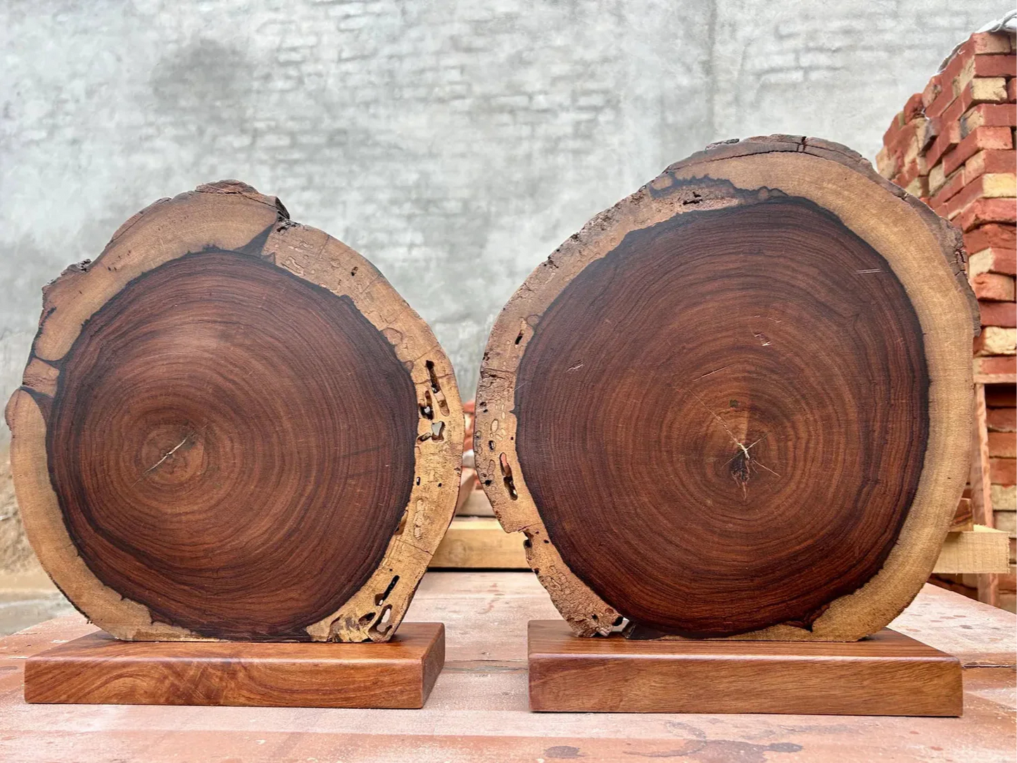 Live Edge Magnetic Knife Block – Natural Wood Stand for Kitchen Storage & Display - NixWoods