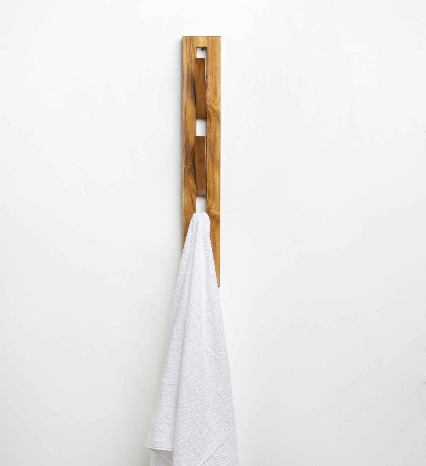 Vertical Towel Hanger - NixWoods